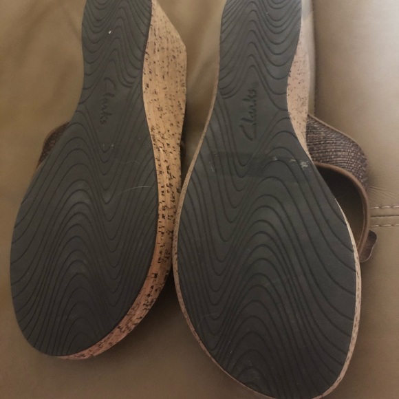 Women’s Clark’s wedge sandals - Picture 4 of 4